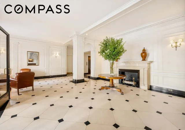 2nd image of 525 Park Ave, New York, NY 10065