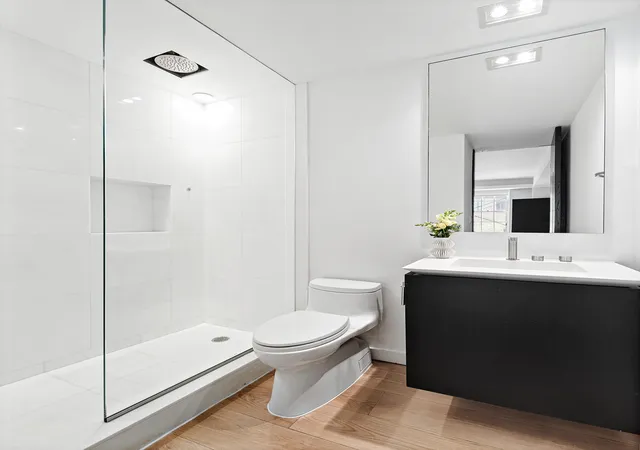 21st image of 110 E 71st St #TH4, New York, NY 10021 | MLS# RLS20103411