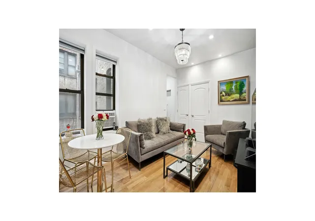 Photo 3 of Sale Pending at 195 S 4th Street #C3, New York City, NY 11211 | MLS# RLS20103472 | Listing updated on 2026-08-27