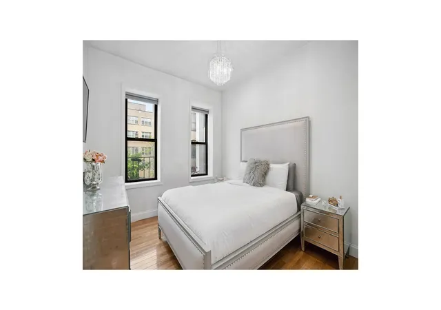 Photo 4 of Sale Pending at 195 S 4th Street #C3, New York City, NY 11211 | MLS# RLS20103472 | Listing updated on 2026-08-27