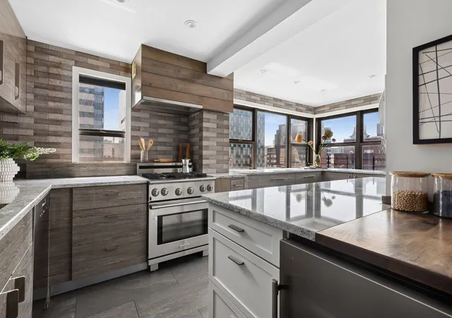 4th image of 345 E 69Th St, New York City, NY 10021