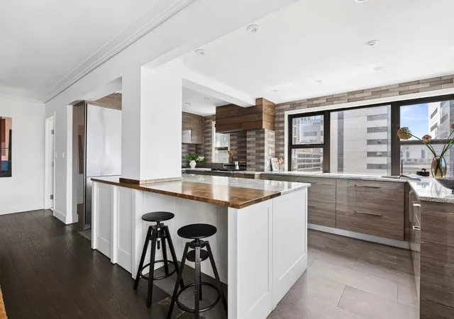 5th image of 345 E 69Th St, New York City, NY 10021