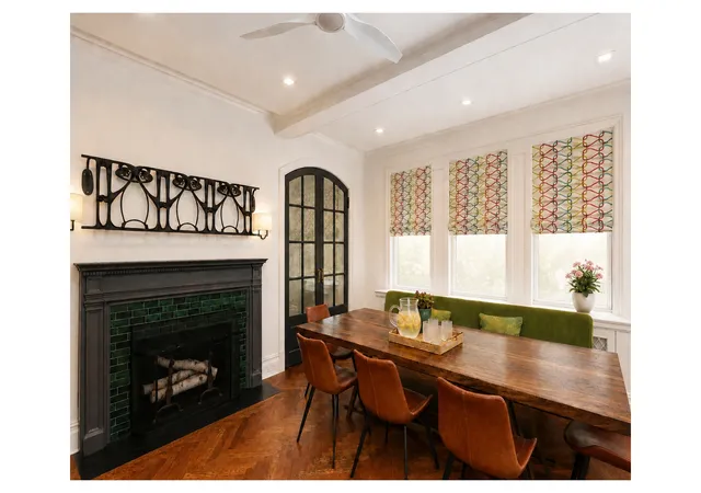 2nd image of 410 E 57Th St, New York City, NY 10022