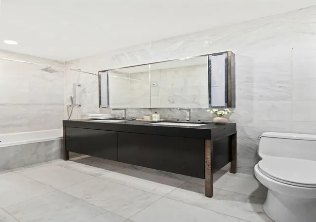 5th image of 75 Wall St #33E, New York, NY 10005 | MLS# RLS20103613