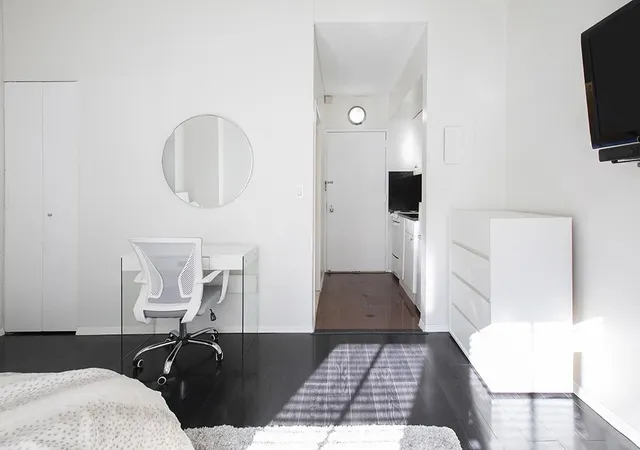Photo 4 of House for sale at 150 W 51st Street #2032, New York, NY 10019 | MLS# RLS20103801 | Listing updated on 2026-08-28