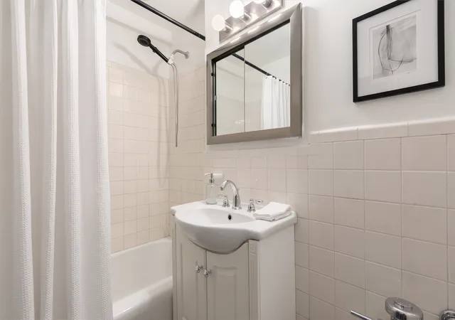 Homes for sale in New York City, NY | 200 E 36th St #12A, New York City, NY 10016 | MLS# RLS20103923