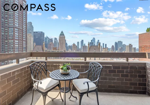 3rd image of 347 W 57Th St #27E, New York, NY 10019 | MLS# RLS20103925