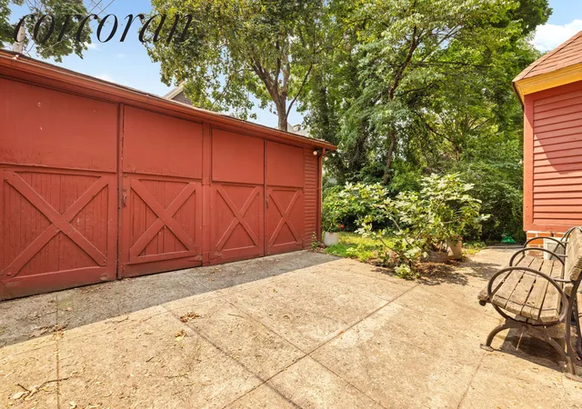 14th image of 674 E 24th St, Brooklyn, NY 11210 | MLS# RLS20103982
