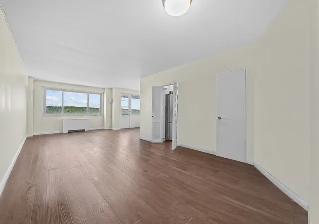 2nd image of 2621 Palisade Ave #12C, New York City, NY 10463 | MLS# RLS20104009