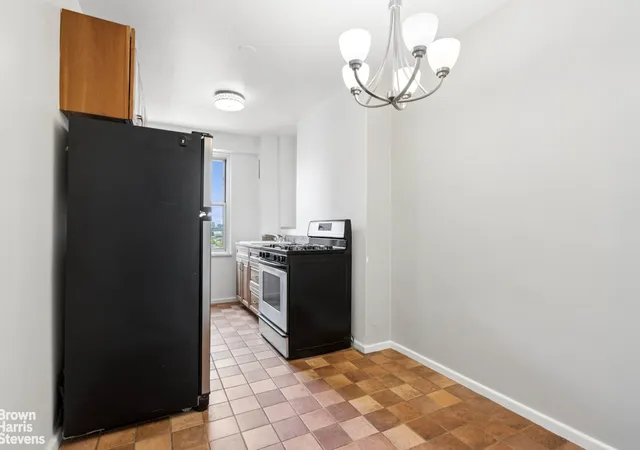 5th image of 572 Grand St #G907, New York City, NY 10002 | MLS# RLS20104053