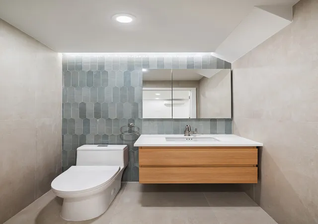 2nd image of 48 Stanhope St, New York City, NY 11221