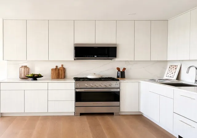 4th image of 379 Ocean Pkwy #7B, New York City, NY 11218 | MLS# RLS20104165