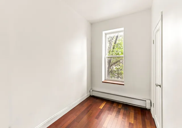 3rd image of 383 Kosciuszko St, Brooklyn, NY 11221 | MLS# RLS20104198
