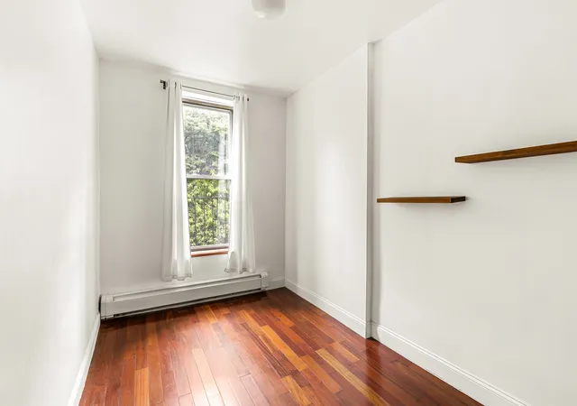 5th image of 383 Kosciuszko St, Brooklyn, NY 11221 | MLS# RLS20104198
