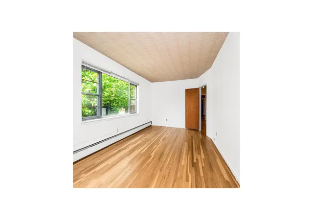 2nd image of 6003 Tyndall Ave, New York City, NY 10471 | MLS# RLS20104271
