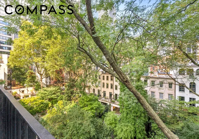 26th image of 241 E 48th St, New York City, NY 10017 | MLS# RLS20104288