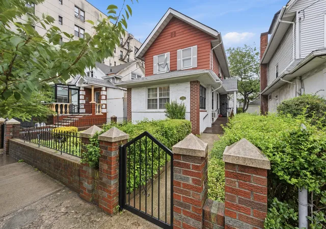 Photo 1 of Single family home for sale at 2019 Ave R, Brooklyn, NY 11229 | MLS# RLS20104296 | Listing updated on 2026-07-20