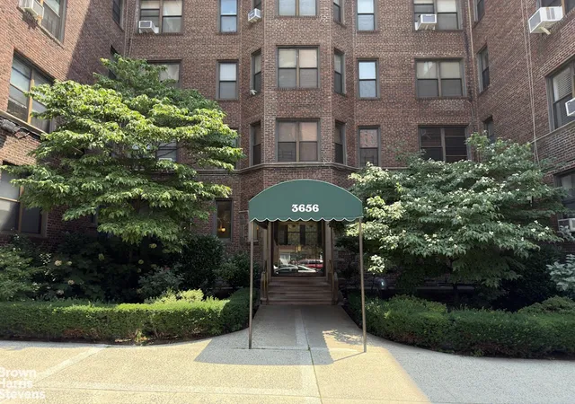 2nd image of 3656 Johnson Ave #3B, New York City, NY 10463 | MLS# RLS20104323