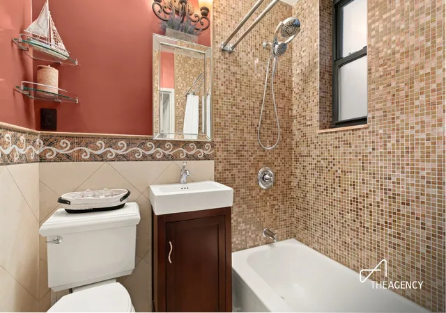 Homes for sale in New York City, NY | 227 E 87th Street, New York City, NY 10128 | Houzeo