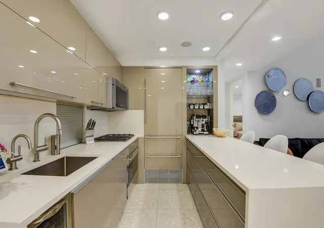 5th image of 3 Hanover Sq #2H, New York, NY 10004 | MLS# RLS20104399