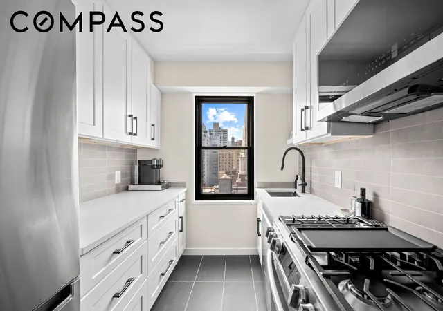 Photo 3 of Sale Pending at 178 E 80th Street #16E, New York City, NY 10075 | MLS# RLS20104435 | Listing updated on 2026-09-01
