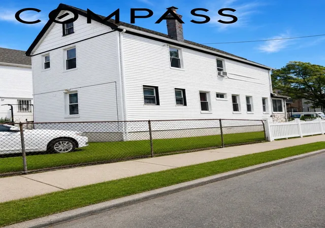 4th image of 143-01 Ferndale Ave, Jamaica, NY 11435 | MLS# RLS20104448