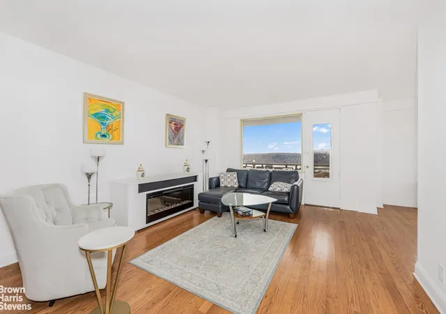 1st image of 3777 Independence Ave #14M, Bronx, NY 10463 | MLS# RLS20104461