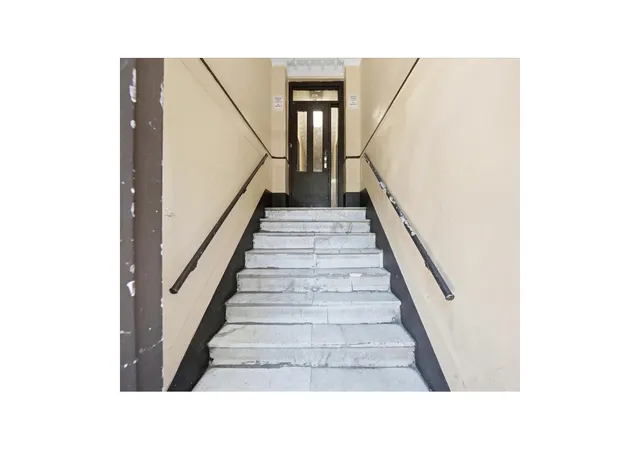 2nd image of 425 E 153rd St, New York City, NY 10455