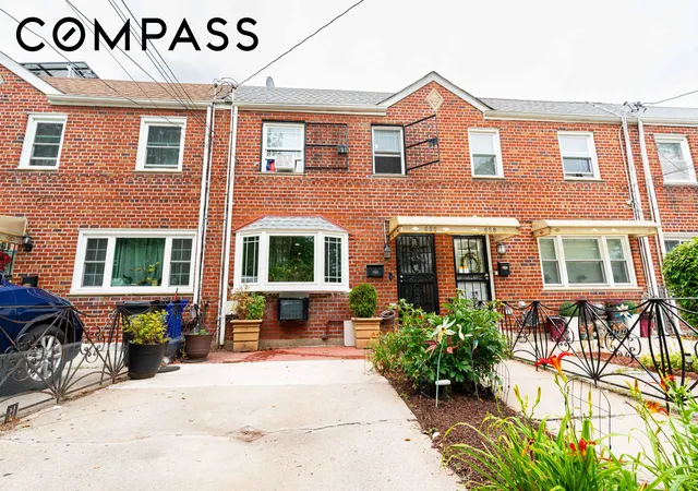 1st image of 660 Pine St, New York City, NY 11208 | MLS# RLS20104527