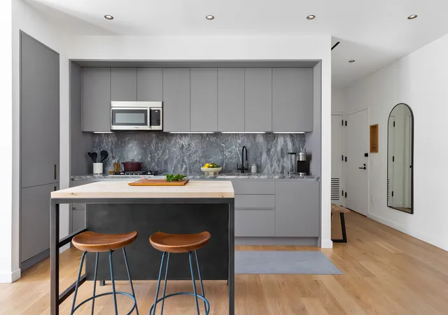 2nd image of 547 W 47th St #629, New York City, NY 10036 | MLS# RLS20104583