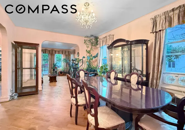 5th image of 4019 Manhattan Ave, New York City, NY 11224 | MLS# RLS20104671