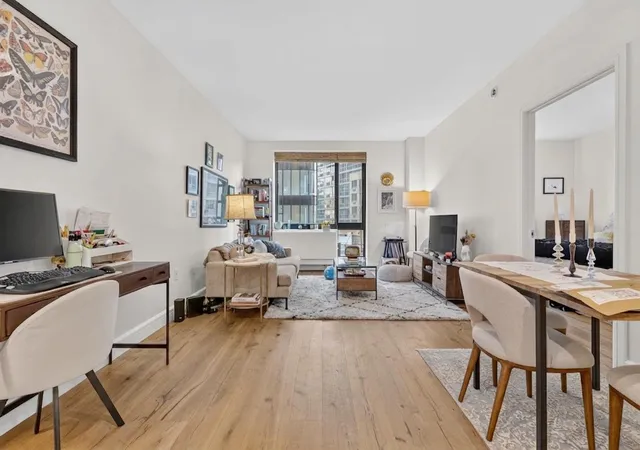 2nd image of 25 21 43rd Ave #302, New York City, NY 11101 | MLS# RLS20104688