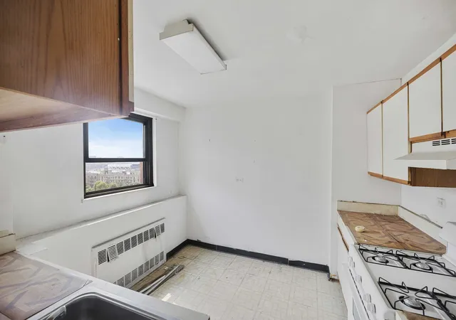 2nd image of 1020 Grand Concourse, Bronx, NY 10456