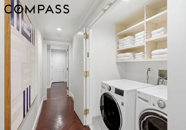 2nd image of 15 E 69Th St, New York City, NY 10021