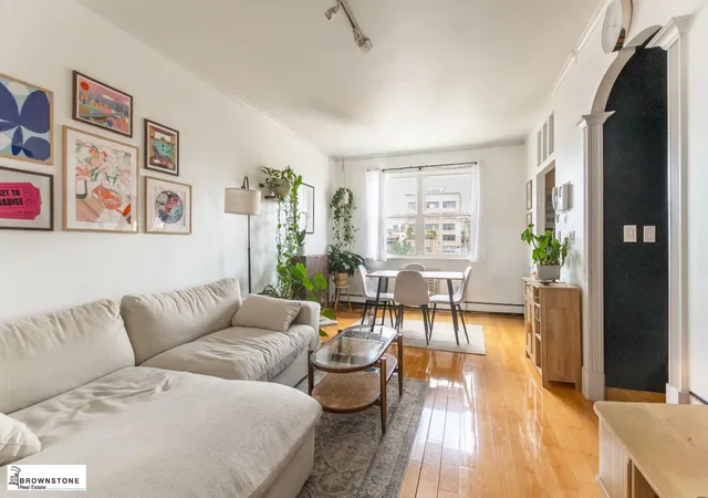 1st image of 158 Sackett St #5B, New York City, NY 11231 | MLS# RLS20104747