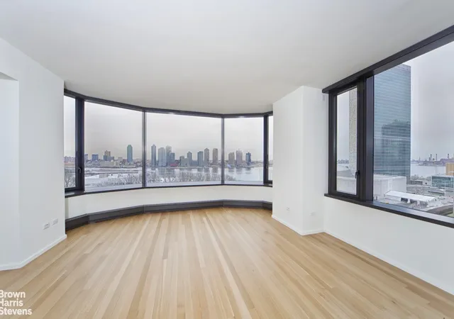 Photo 2 of Condo for sale at 50 United Nations Plz #10A, New York, NY 10017 | MLS# RLS20104823 | Listing updated on 2026-08-28
