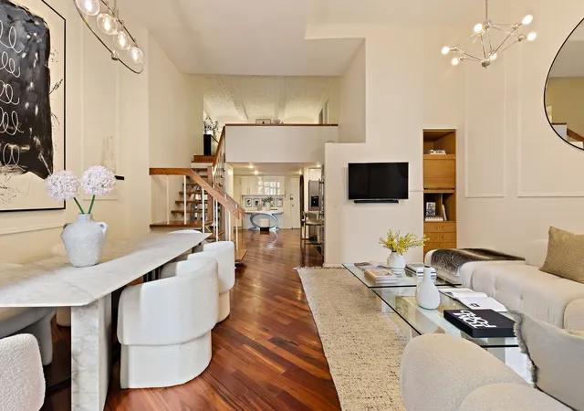 3rd image of 372 5Th Ave #3M, New York City, NY 10018 | MLS# RLS20104906