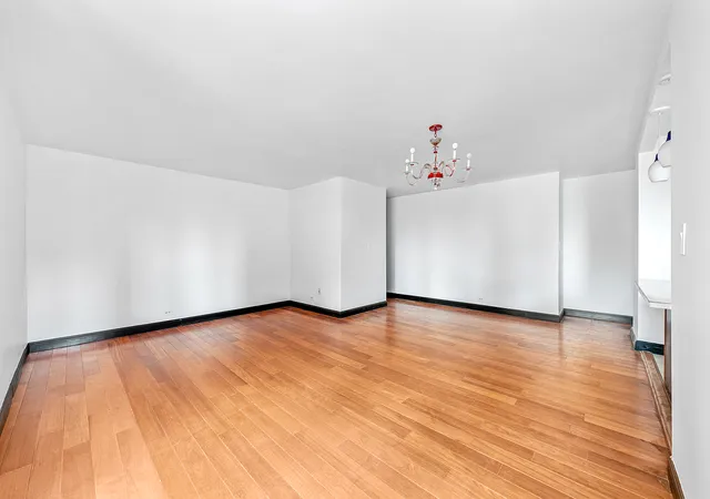 4th image of 212 E Broadway #G701, New York City, NY 10002 | MLS# RLS20104915