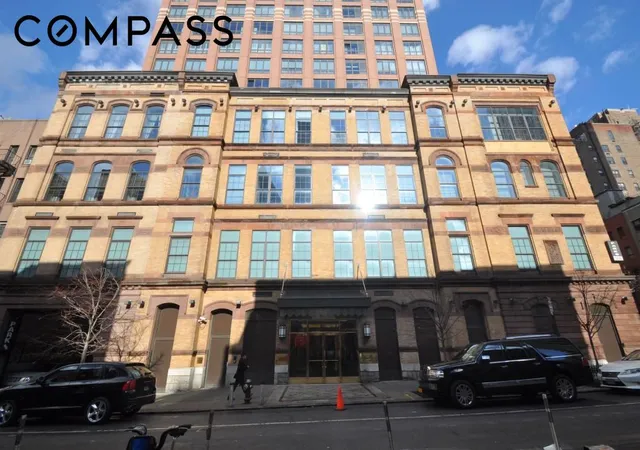 2nd image of 351 E 51St St, New York City, NY 10022