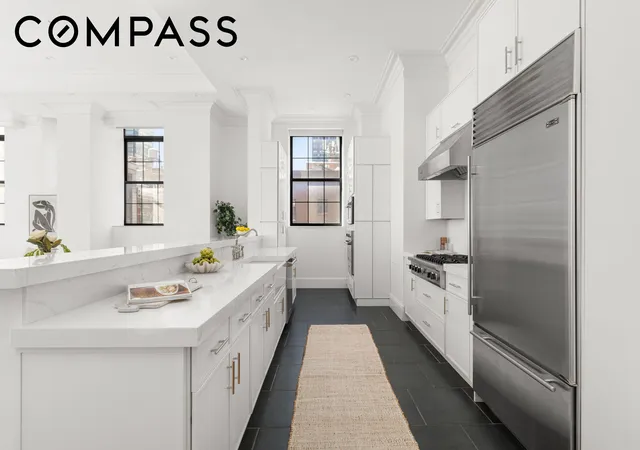 3rd image of 351 E 51St St, New York City, NY 10022