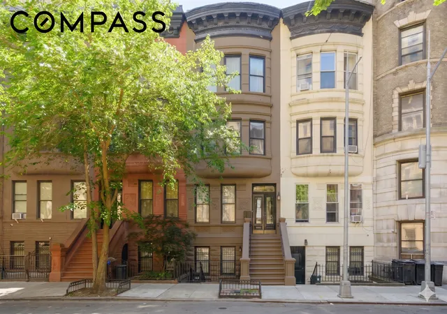 1st image of 338 W 71st St, New York, NY 10023 | MLS# RLS20105031