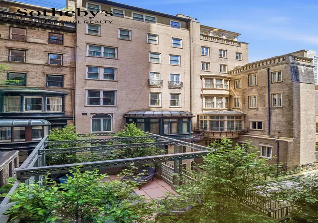 5th image of 980 5Th Ave #4B, New York City, NY 10075 | MLS# RLS20105042