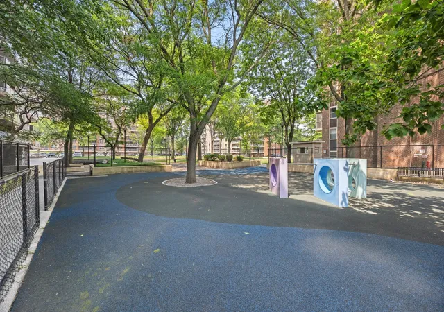 2nd image of 971 Jerome St, Brooklyn, NY 11207