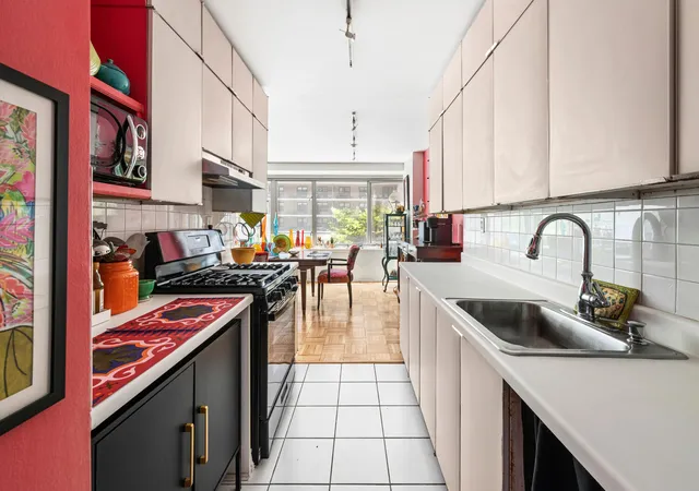 4th image of 315 W 70Th St #3A, New York City, NY 10023 | MLS# RLS20105094