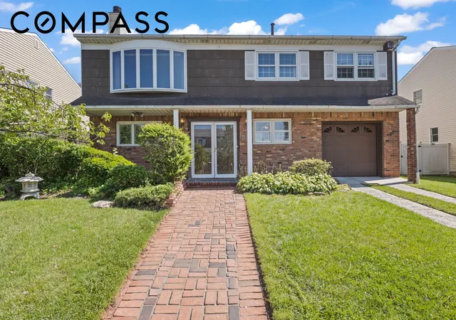 1st image of 86 Norwalk Ave, New York City, NY 10314 | MLS# RLS20105122