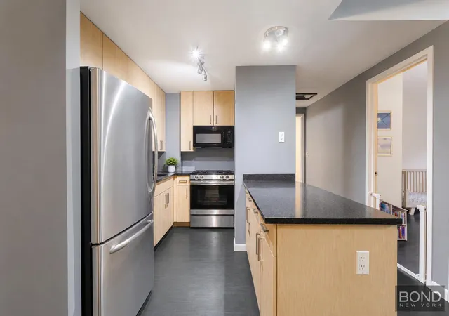 Photo 2 of House for sale at 736 W 187th Street #302, New York, NY 10033 | MLS# RLS20105192 | Listing updated on 2026-07-25