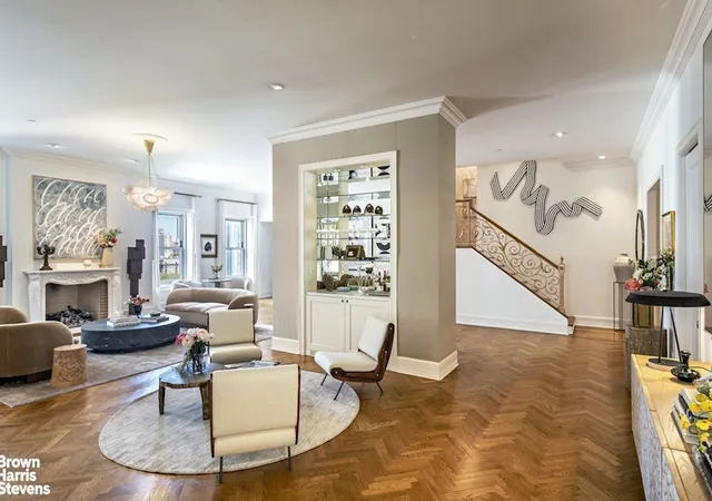 3rd image of 1 Central Park S #1901, New York, NY 10019 | MLS# RLS20105213