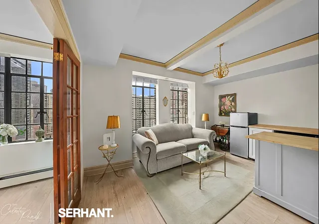 1st image of 320 E 42nd St #2318, New York, NY 10017 | MLS# RLS20105366