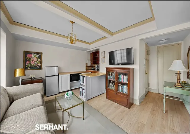 3rd image of 320 E 42Nd St #2318, New York, NY 10017 | MLS# RLS20105366