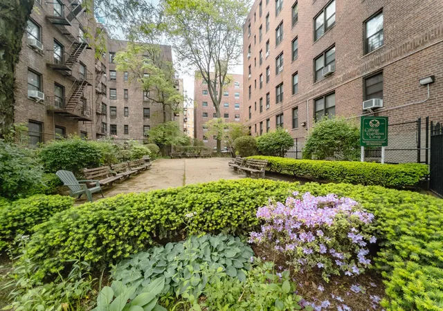 10th image of 3535 Kings College Pl #1E, New York City, NY 10467 | MLS# RLS20105389